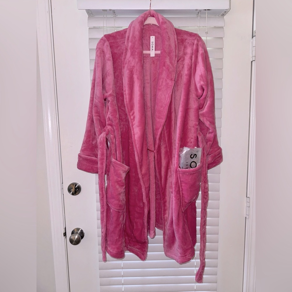 Soma Plush Short Robe (NWT!)